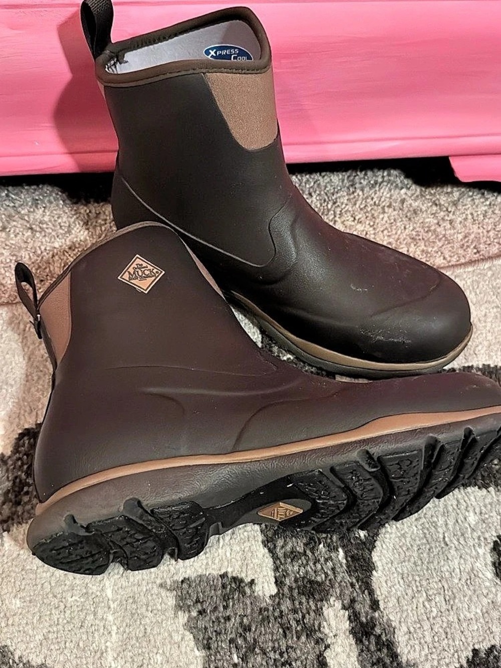 Muck Winter Boots in Black & Brown Like New